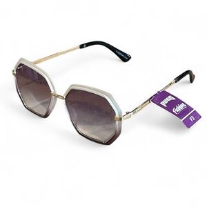 Pugs, “Fashion F2" style. Polygon Shaped.
NWT